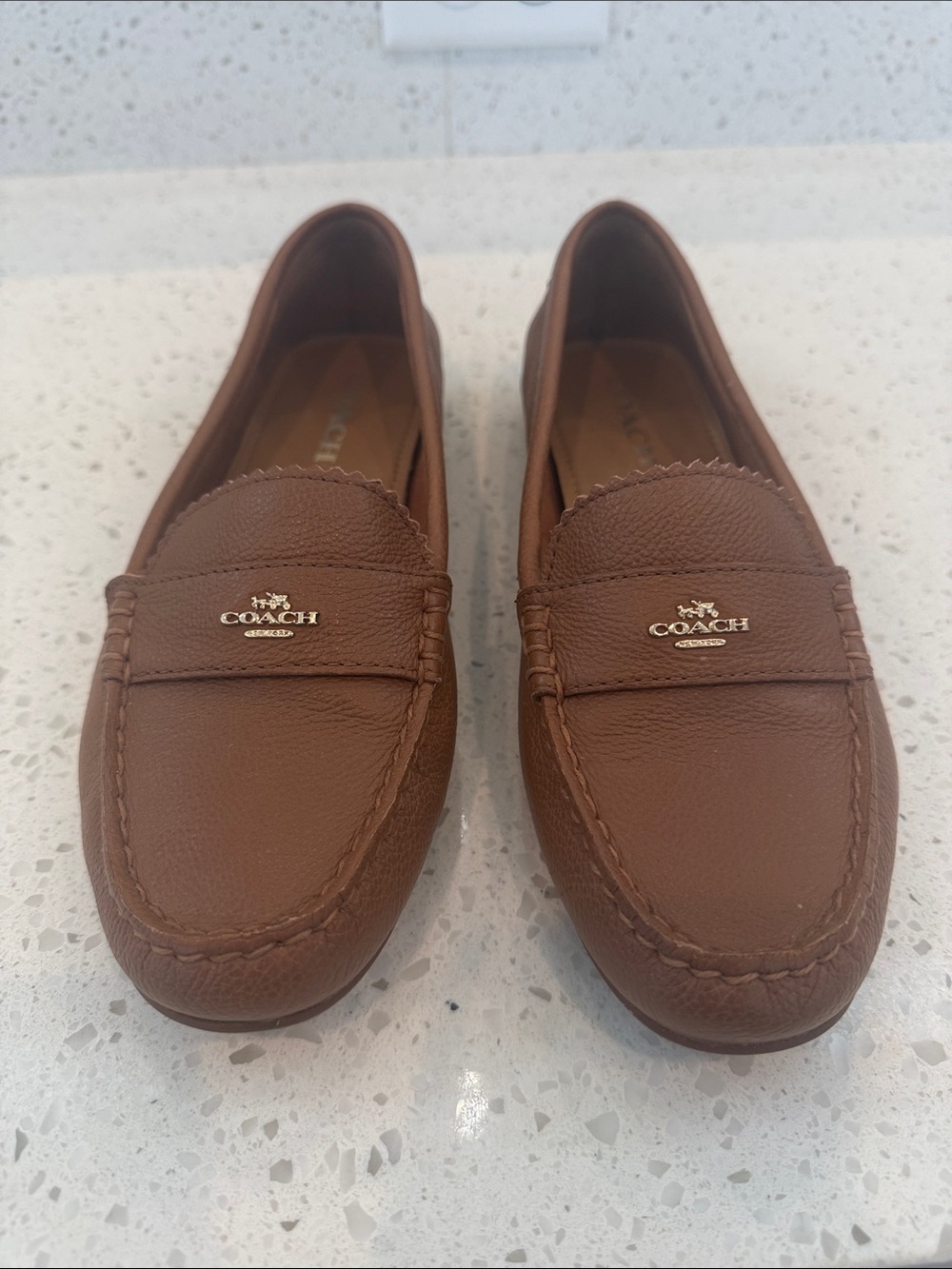 Coach Opal Tan Pebbled Leather Loafers Slip On Flats Gold Logo